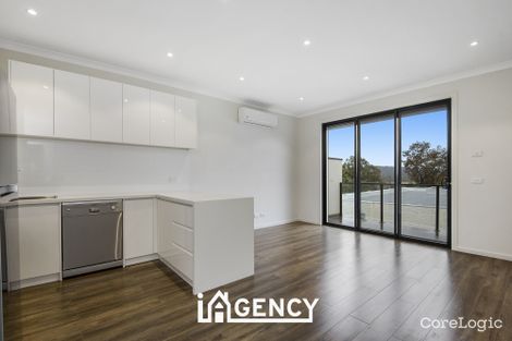 Property photo of 2/66 Outlook Drive Dandenong North VIC 3175