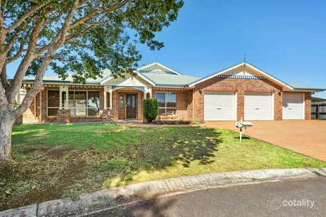 Property photo of 8 Beverley Close Middle Ridge QLD 4350