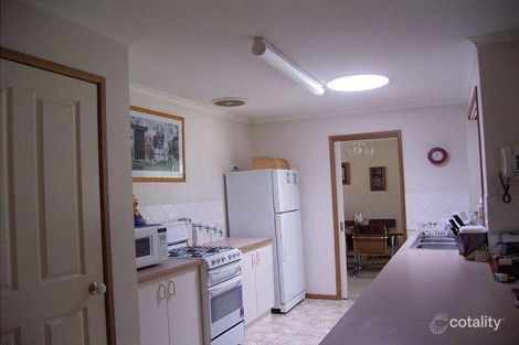 Property photo of 81 Saville Avenue Lavington NSW 2641
