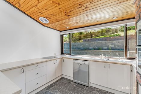 Property photo of 1 Hill View Road Bridgewater SA 5155