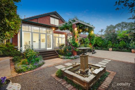 Property photo of 9 The Boulevard Hawthorn VIC 3122