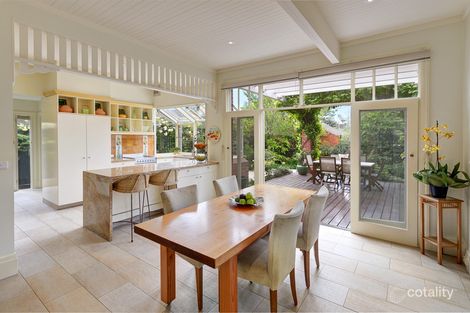 Property photo of 9 The Boulevard Hawthorn VIC 3122