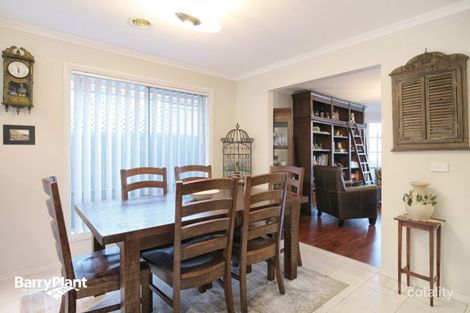 Property photo of 9 Turia Grove Roxburgh Park VIC 3064