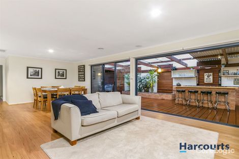 Property photo of 2 Paxton Close Berwick VIC 3806