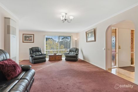 Property photo of 7 Benjamin Court Spring Gully VIC 3550