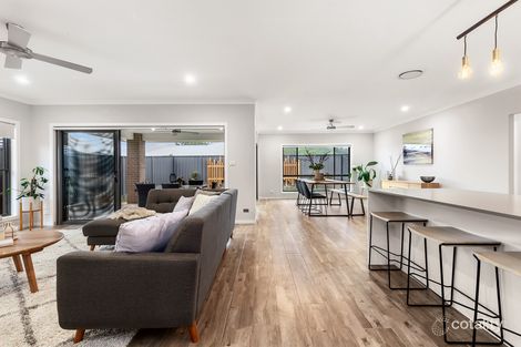 Property photo of 8 Armour Drive Cameron Park NSW 2285