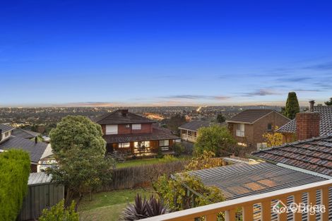 Property photo of 7 Gore Rise Endeavour Hills VIC 3802