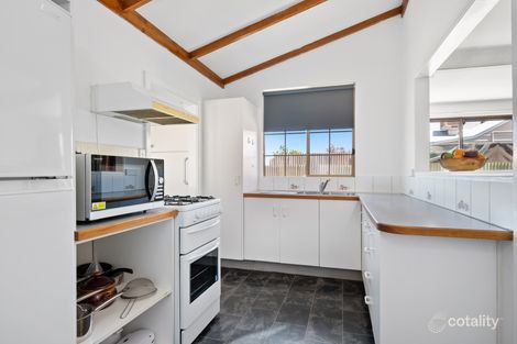 15 Frank St, Boulder, WA 6432