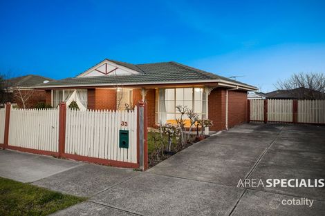 Property photo of 33 Cornwell Crescent Cranbourne East VIC 3977
