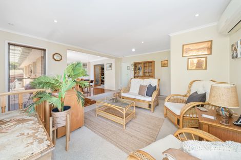Property photo of 37 Hawker Street Torrens ACT 2607