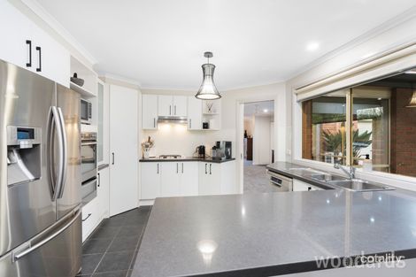 Property photo of 9 Augusta Close Cranbourne VIC 3977