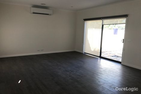 Property photo of 16A Abercarn Avenue Craigieburn VIC 3064