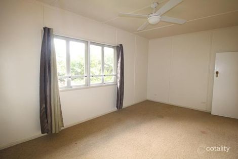 8 Hawthorne St, Woody Point, QLD 4019