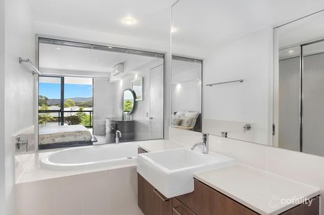 Property photo of 13/310 Easthill Drive Robina QLD 4226