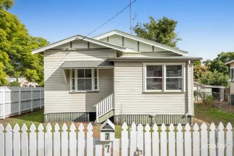 7 Louisa St, South Toowoomba, QLD 4350