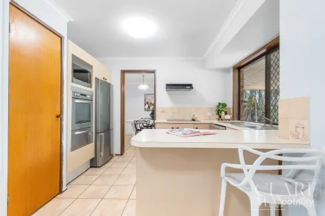 Property photo of 18 Allan Road Camira QLD 4300