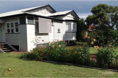 Property photo of 124 Stuart Street Mount Lofty QLD 4350