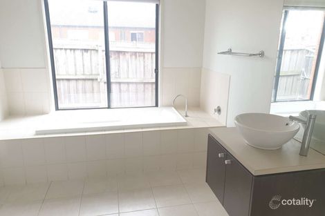 Property photo of 26 Tobin Way Lyndhurst VIC 3975