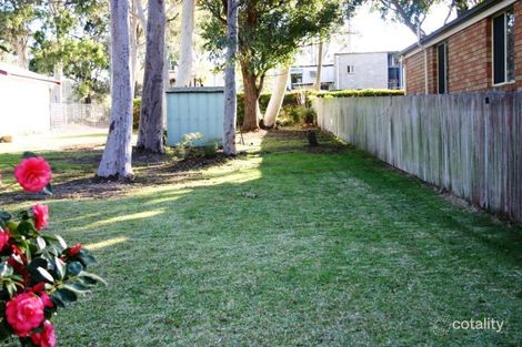 33 Warwick Ave, Mannering Park, NSW 2259