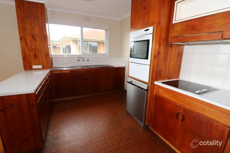 Property photo of 30 Devon Street Hamlyn Heights VIC 3215