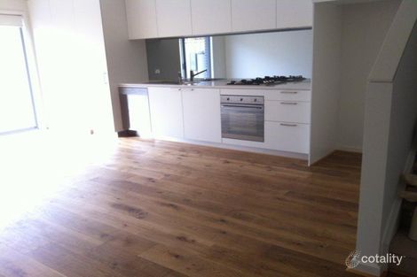 Property photo of 14 Retreat Drive Ascot Vale VIC 3032