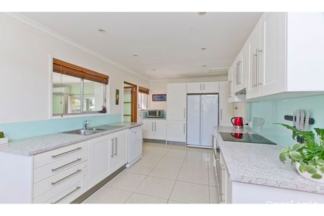 Property photo of 66 Cranleigh Street Wynnum West QLD 4178