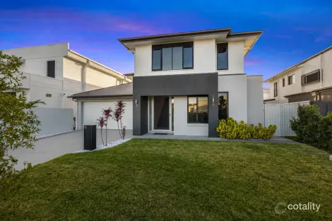 9 Shoalwater Cct, Pelican Waters, QLD 4551