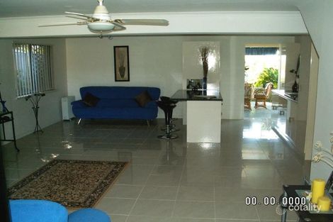 Property photo of 10 Ashford Road Helensvale QLD 4212