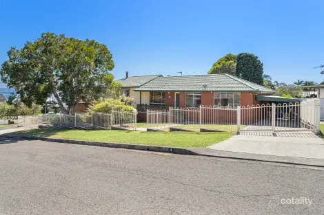 4 Devitt Ave, Mount Warrigal, NSW 2528