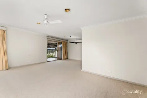 Property photo of 47 James Street Curtin ACT 2605