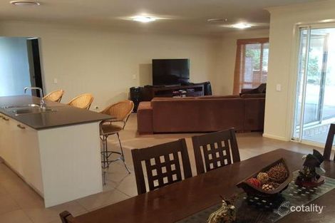 3 Shearer Dr, Kensington Grove, QLD 4341