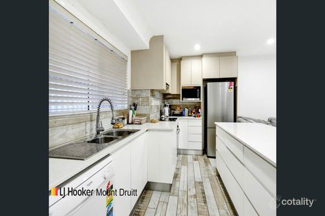 Property photo of 61 Barnard Crescent Oakhurst NSW 2761