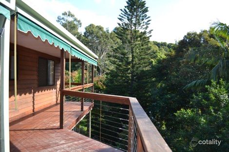 Property photo of 18 Binya Place Ocean Shores NSW 2483