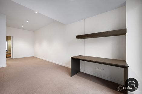 Property photo of 519/199 William Street Melbourne VIC 3000