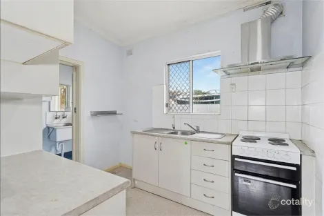 Property photo of 10 Searle Road Davoren Park SA 5113