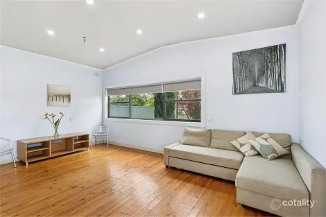 Property photo of 10 Searle Road Davoren Park SA 5113