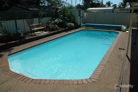 Property photo of 22 Pangari Crescent Dharruk NSW 2770
