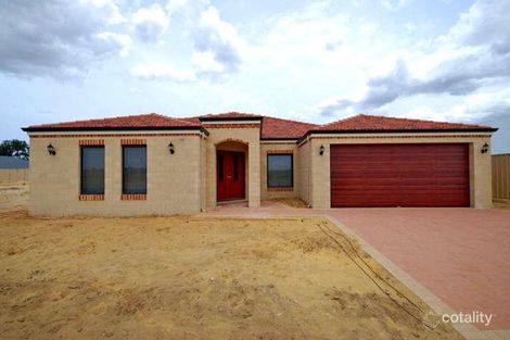 Property photo of 14 Seattle Elbow Hocking WA 6065