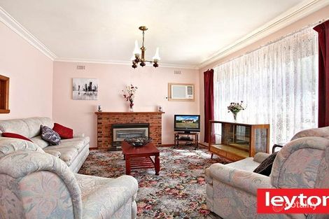 Property photo of 1 Ross Court Springvale VIC 3171