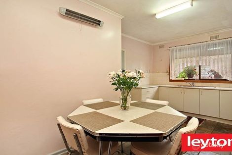 Property photo of 1 Ross Court Springvale VIC 3171