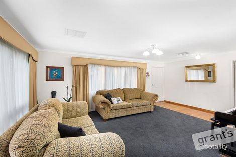 Property photo of 5 Derwent Court Berwick VIC 3806