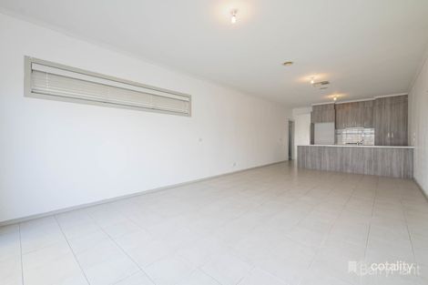 Property photo of 5/7-8 Roseville Court Berwick VIC 3806