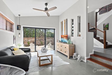 Property photo of 230B Princes Highway Bulli NSW 2516