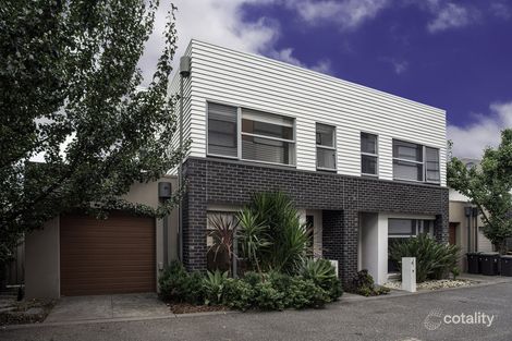 Property photo of 10 Croke Park Court Mulgrave VIC 3170