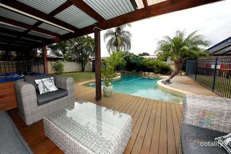 8 Jubilee Pl, Eden Hill, WA 6054