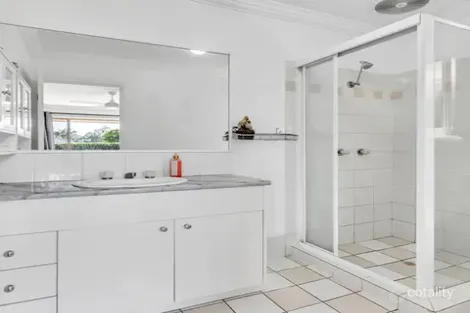 Property photo of 6 Fanning Court Pacific Pines QLD 4211