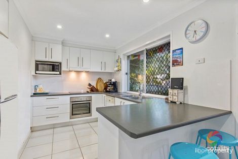 Property photo of 22 Normandy Crescent Aroona QLD 4551