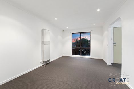 Property photo of 4/108-110 Conrad Street St Albans VIC 3021