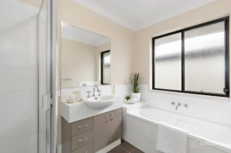 Property photo of 35 Christopher Street Pimpama QLD 4209