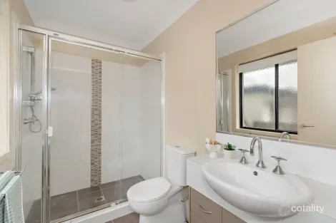 Property photo of 35 Christopher Street Pimpama QLD 4209